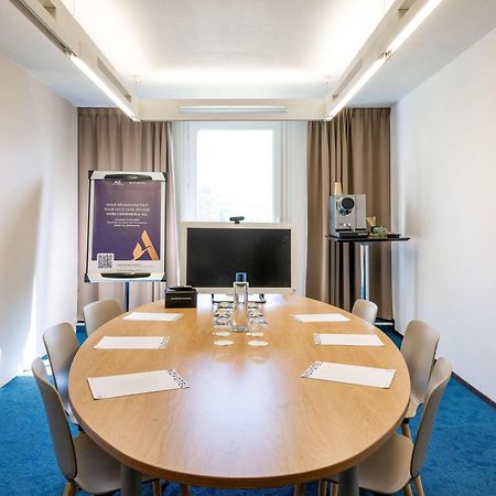 Novotel Grenoble Nord Voreppe Esterno foto