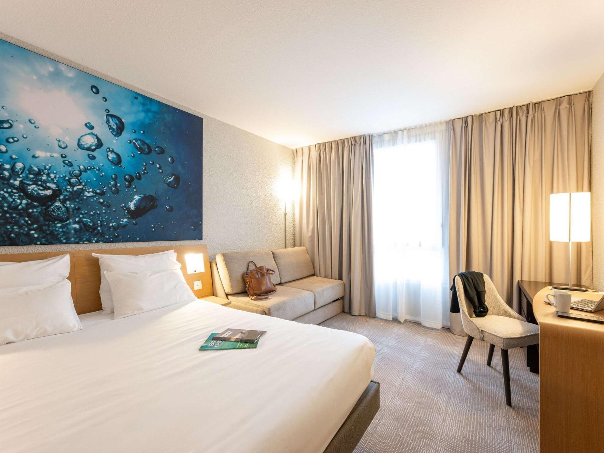 Novotel Grenoble Nord Voreppe Esterno foto