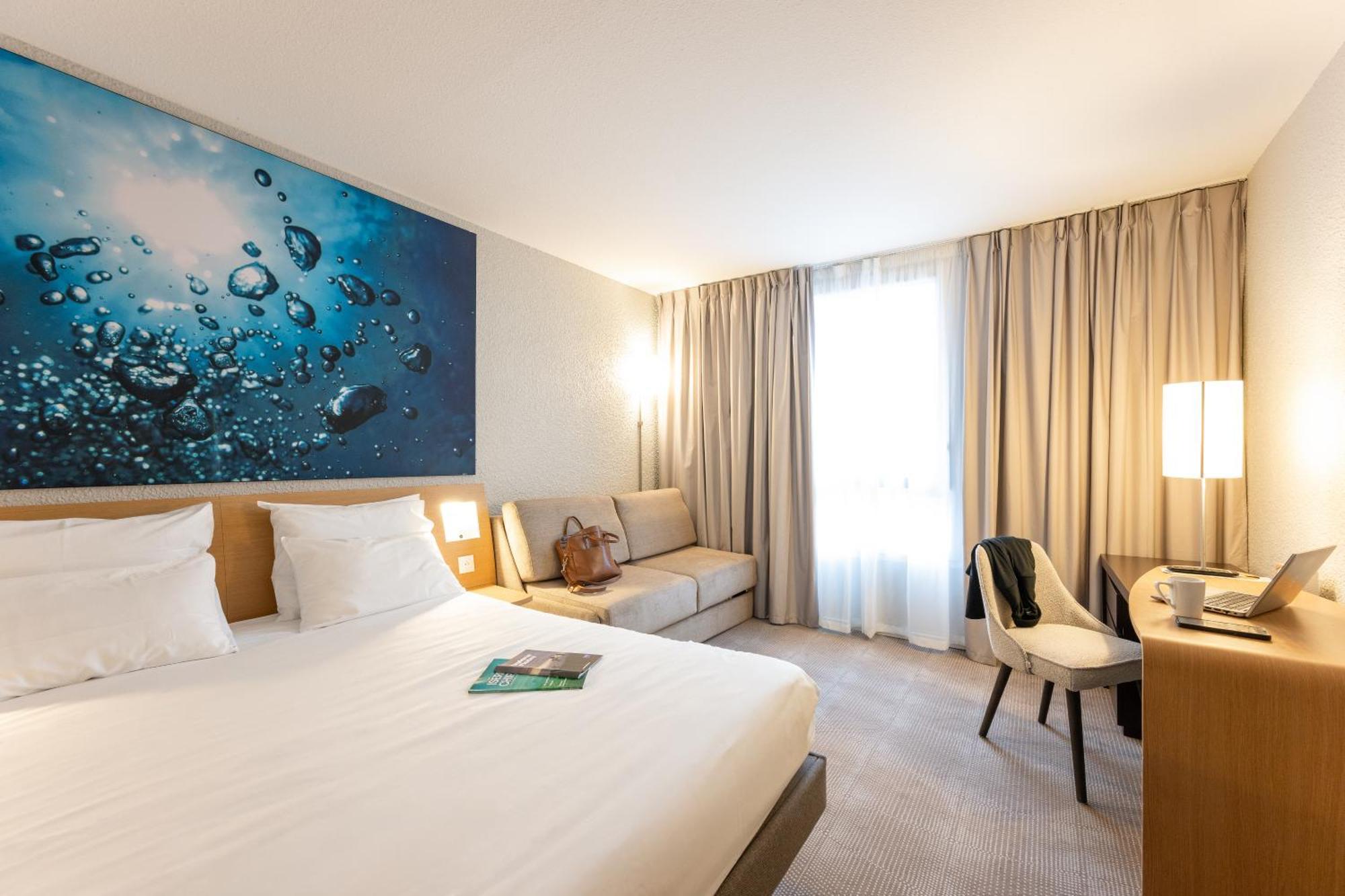 Novotel Grenoble Nord Voreppe Esterno foto
