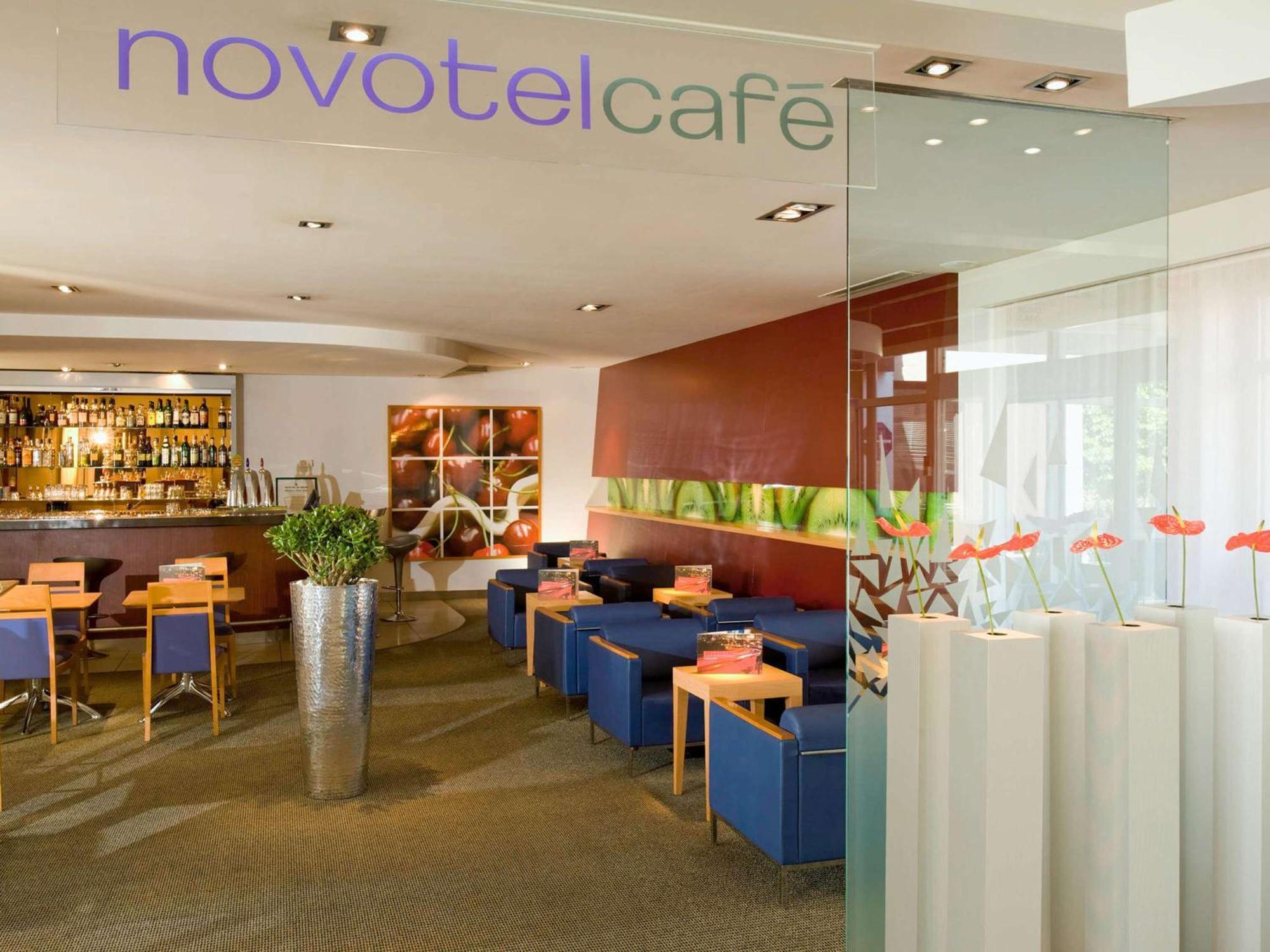 Novotel Grenoble Nord Voreppe Esterno foto