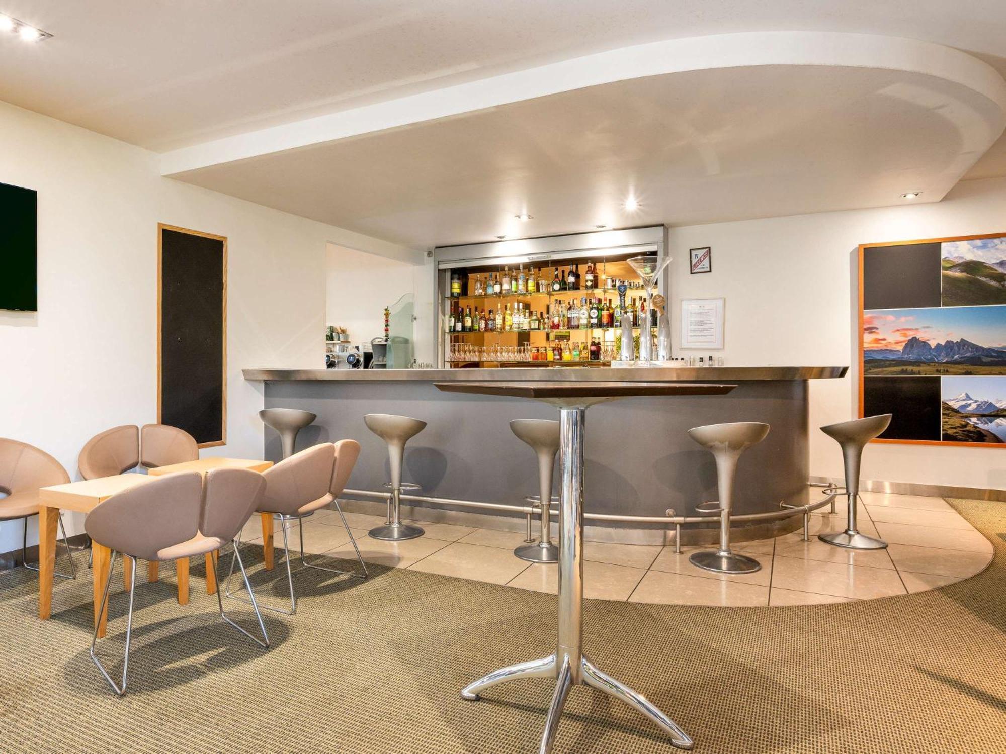Novotel Grenoble Nord Voreppe Esterno foto
