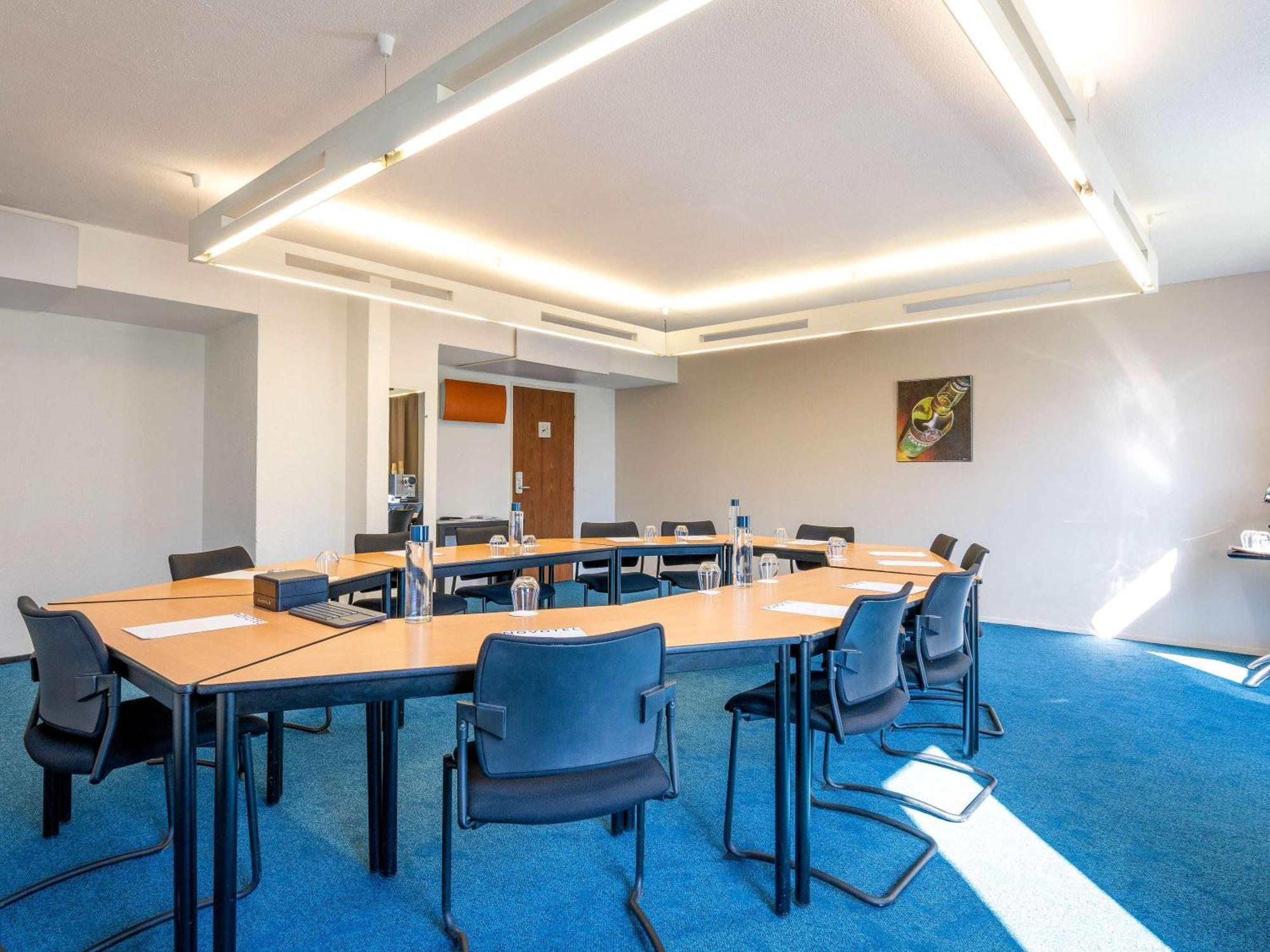 Novotel Grenoble Nord Voreppe Esterno foto