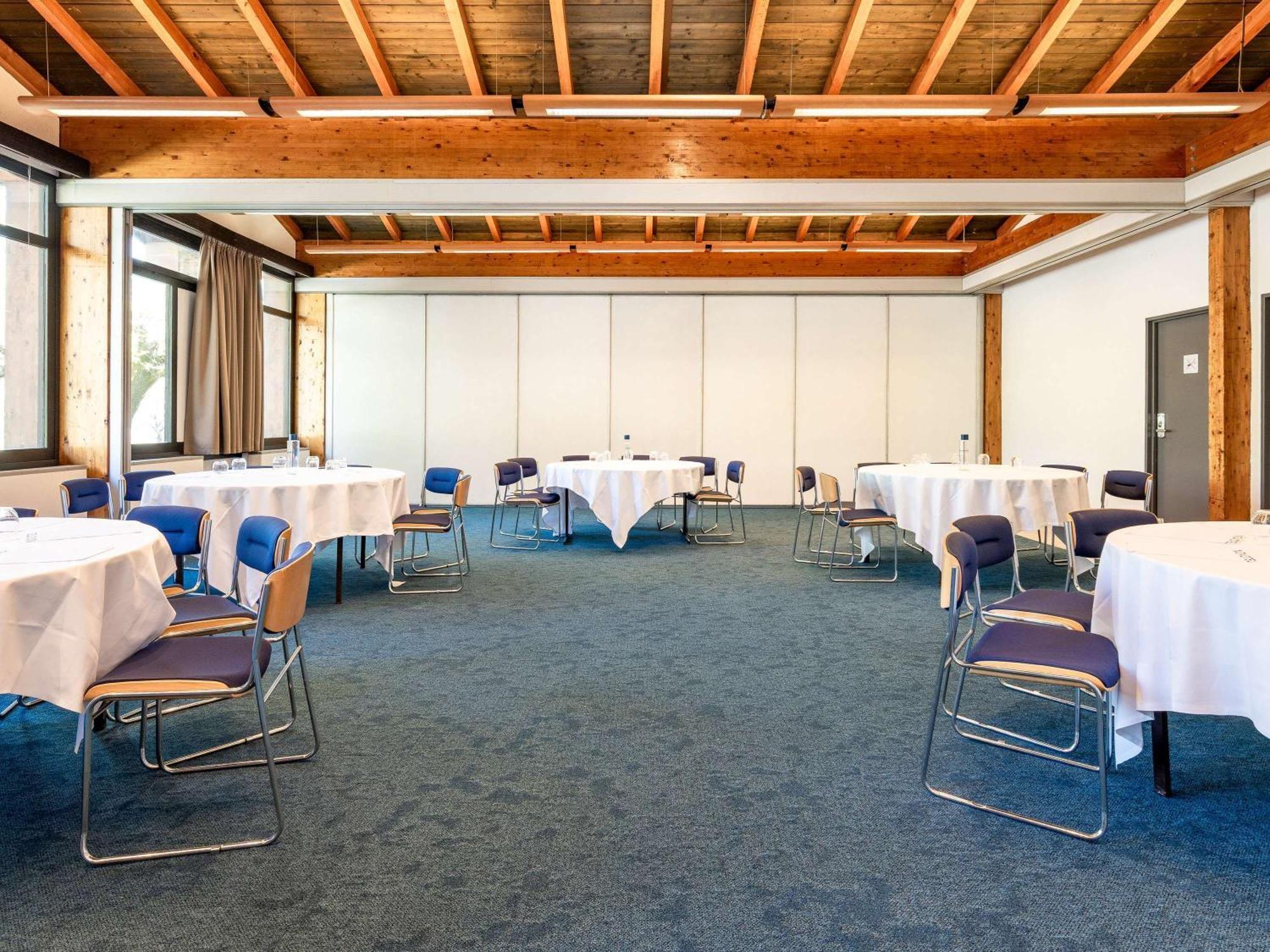 Novotel Grenoble Nord Voreppe Esterno foto
